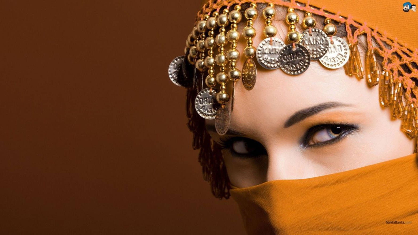 Hijab-pige skarpe øjne wallpaper Wallpaper