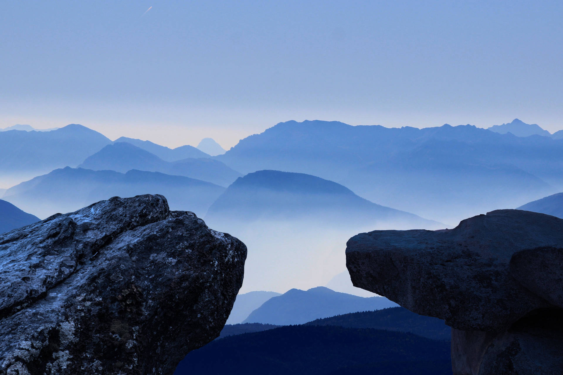 Cimadella Montagna Himmel - Paesaggio In 4k Sfondo