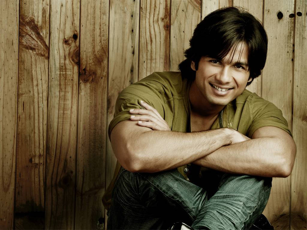 Free Shahid Kapoor Wallpaper Downloads, [100+] Shahid Kapoor Wallpapers for  FREE 