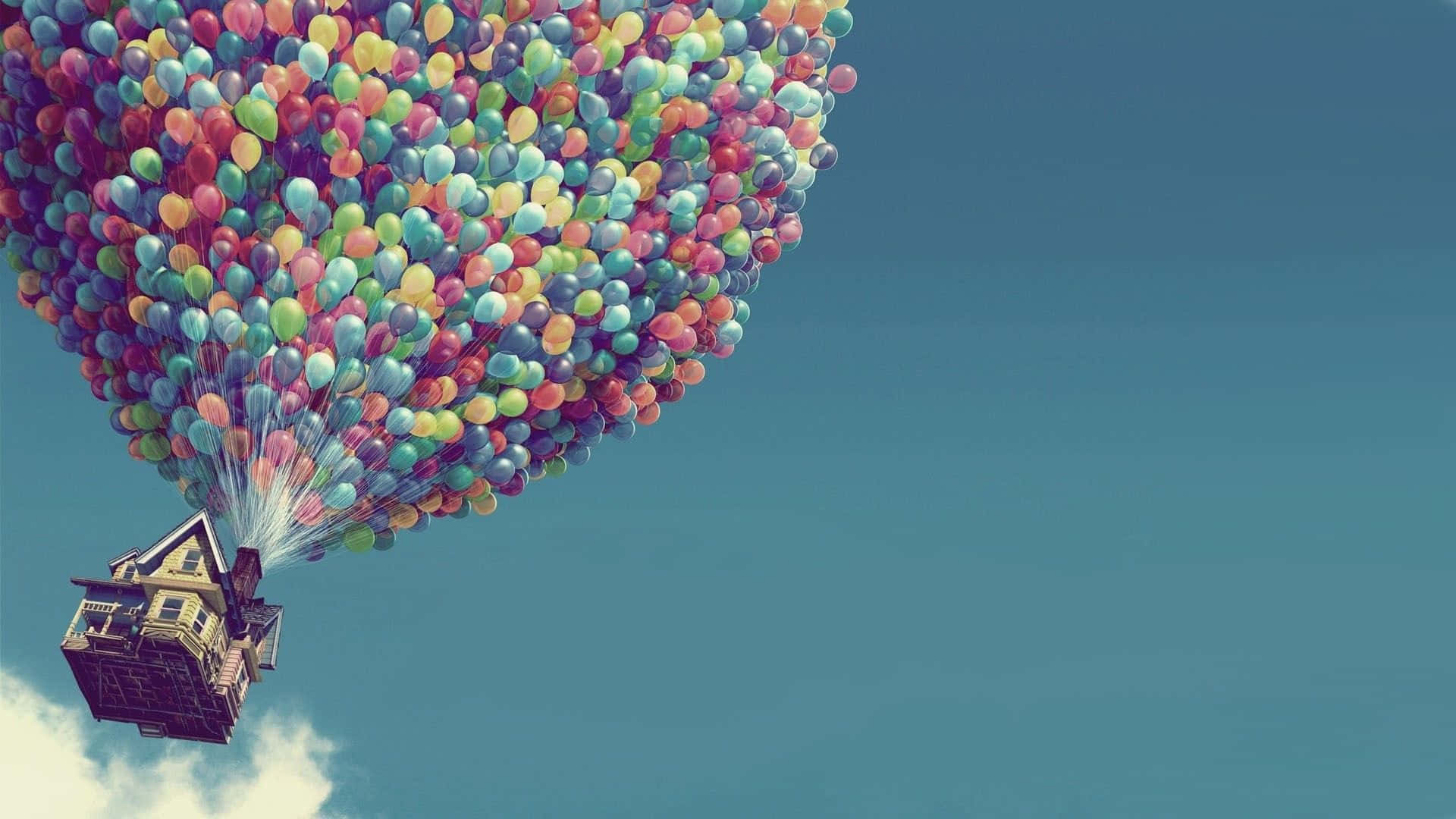 Einhaus Mit Ballons, Die Am Himmel Fliegen. Wallpaper