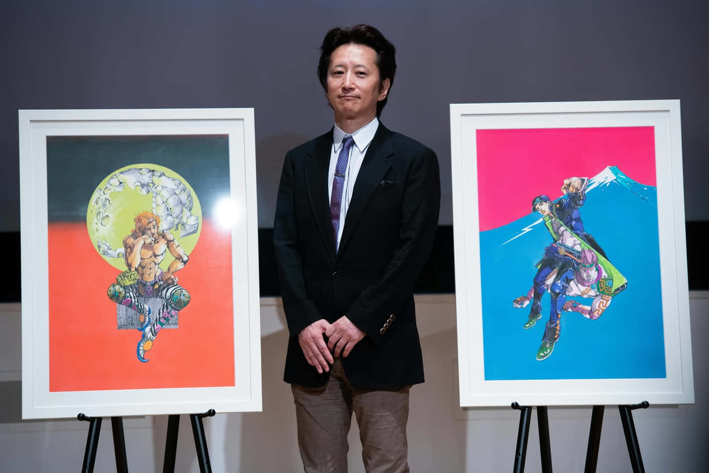 Hirohikoaraki, Creador De Jojo's Bizarre Adventure, Mostrando Su Arte. Fondo de pantalla