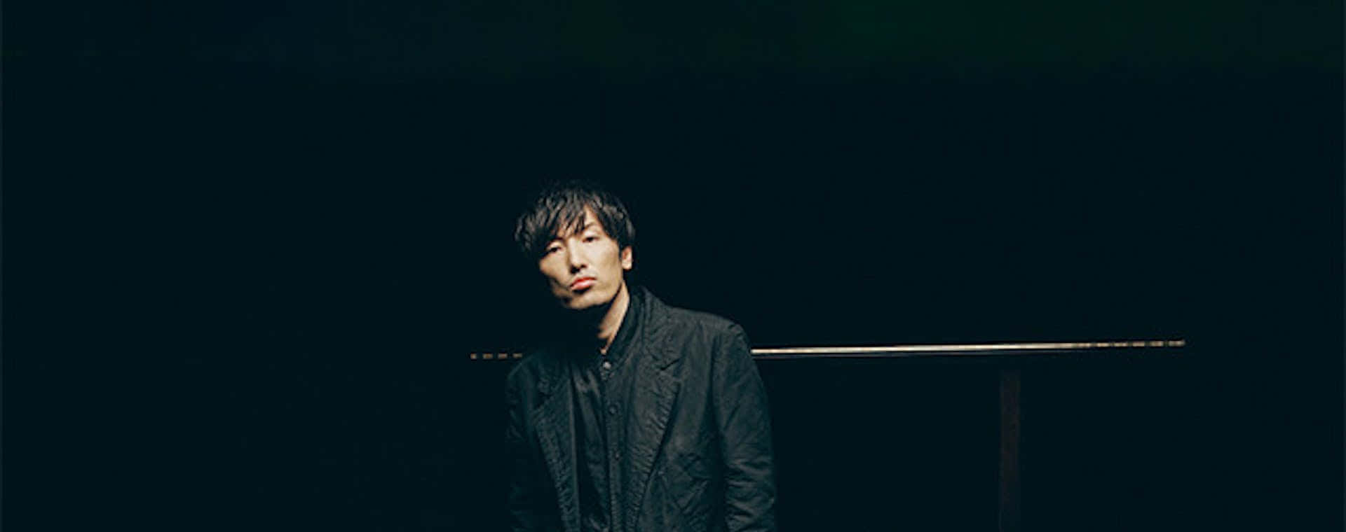 Celebrandola Música Del Compositor Hiroyuki Sawano. Fondo de pantalla