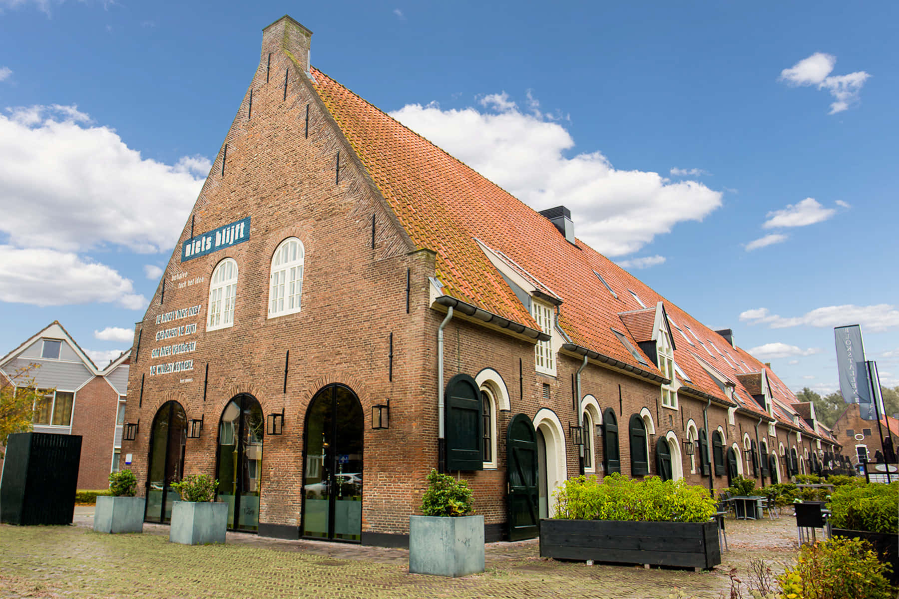 Historic Building Bergen Op Zoom Netherlands Wallpaper