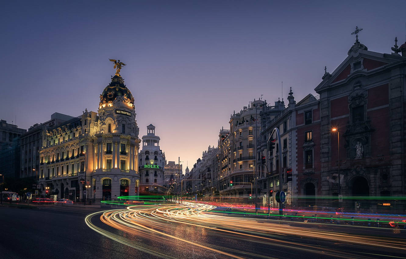 Histórica Calle Gran Vía, Madrid Papel de Parede