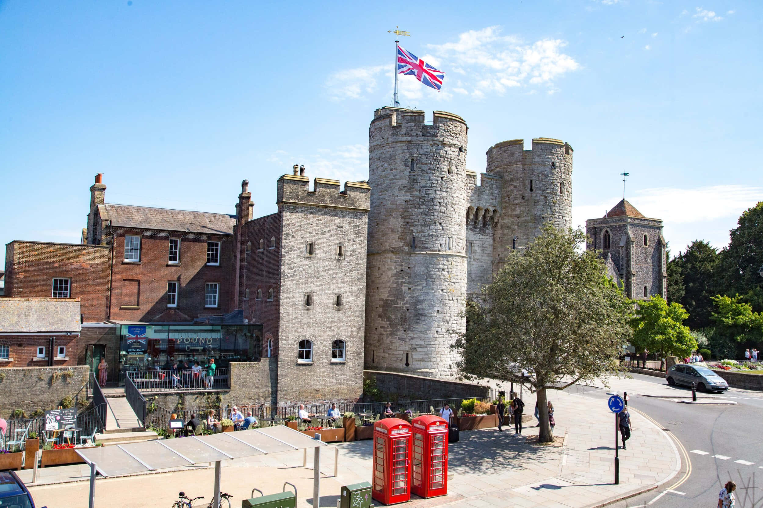 Cathédrale Historique De Canterbury Contre Le Ciel Crépusculaire Fond d'écran