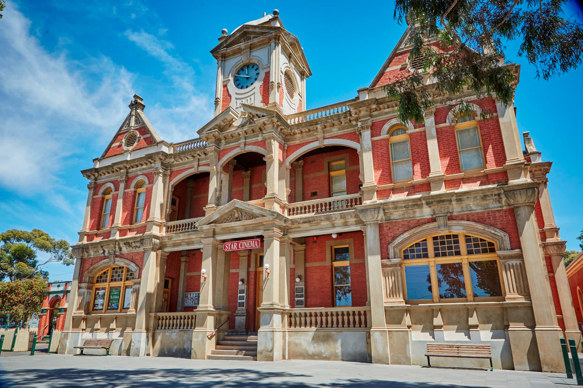 Historic Star Cinema Building Bendigo Wallpaper