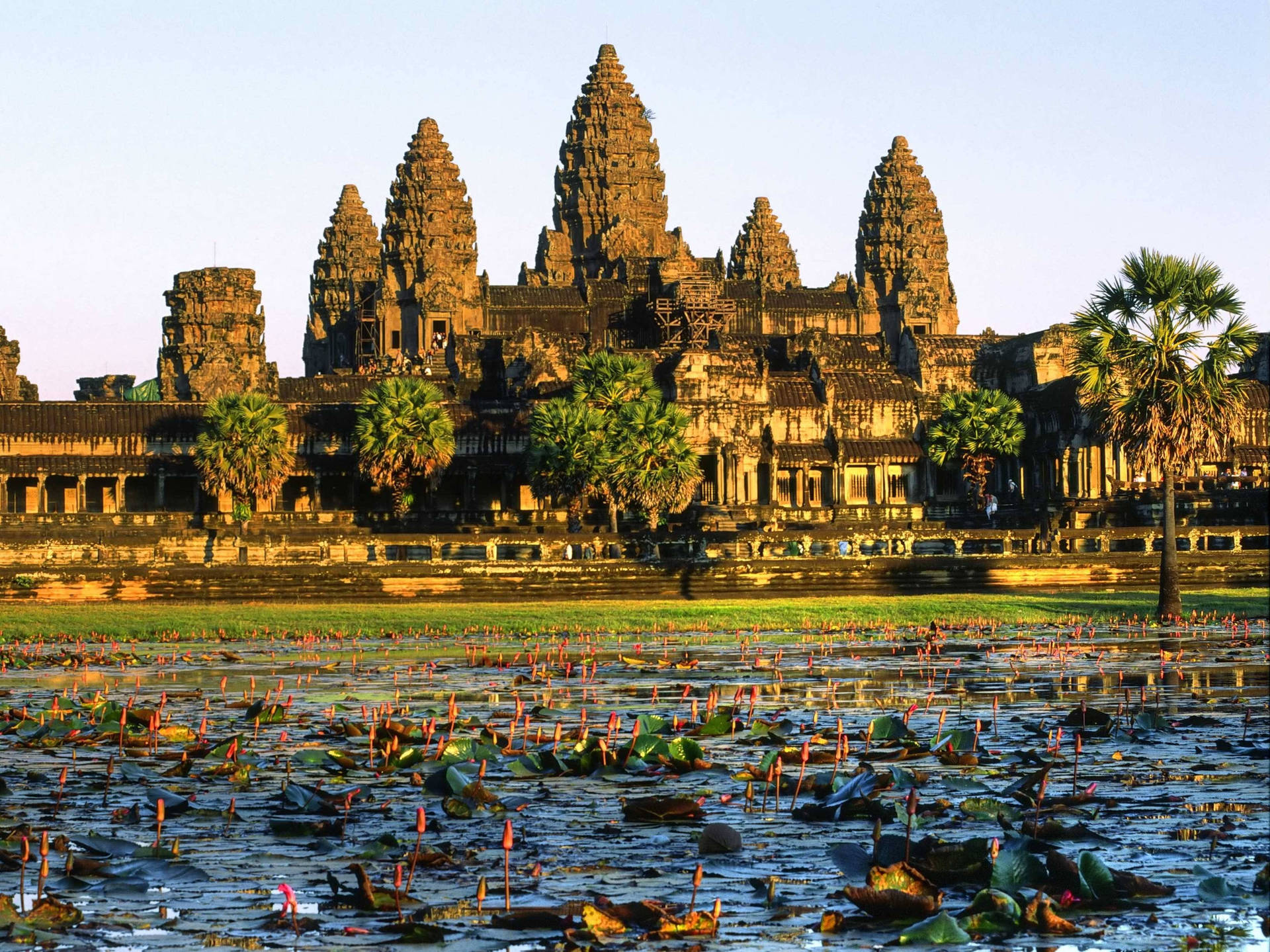 Historiskaplatsen Angkor Wat I Kambodja. Wallpaper