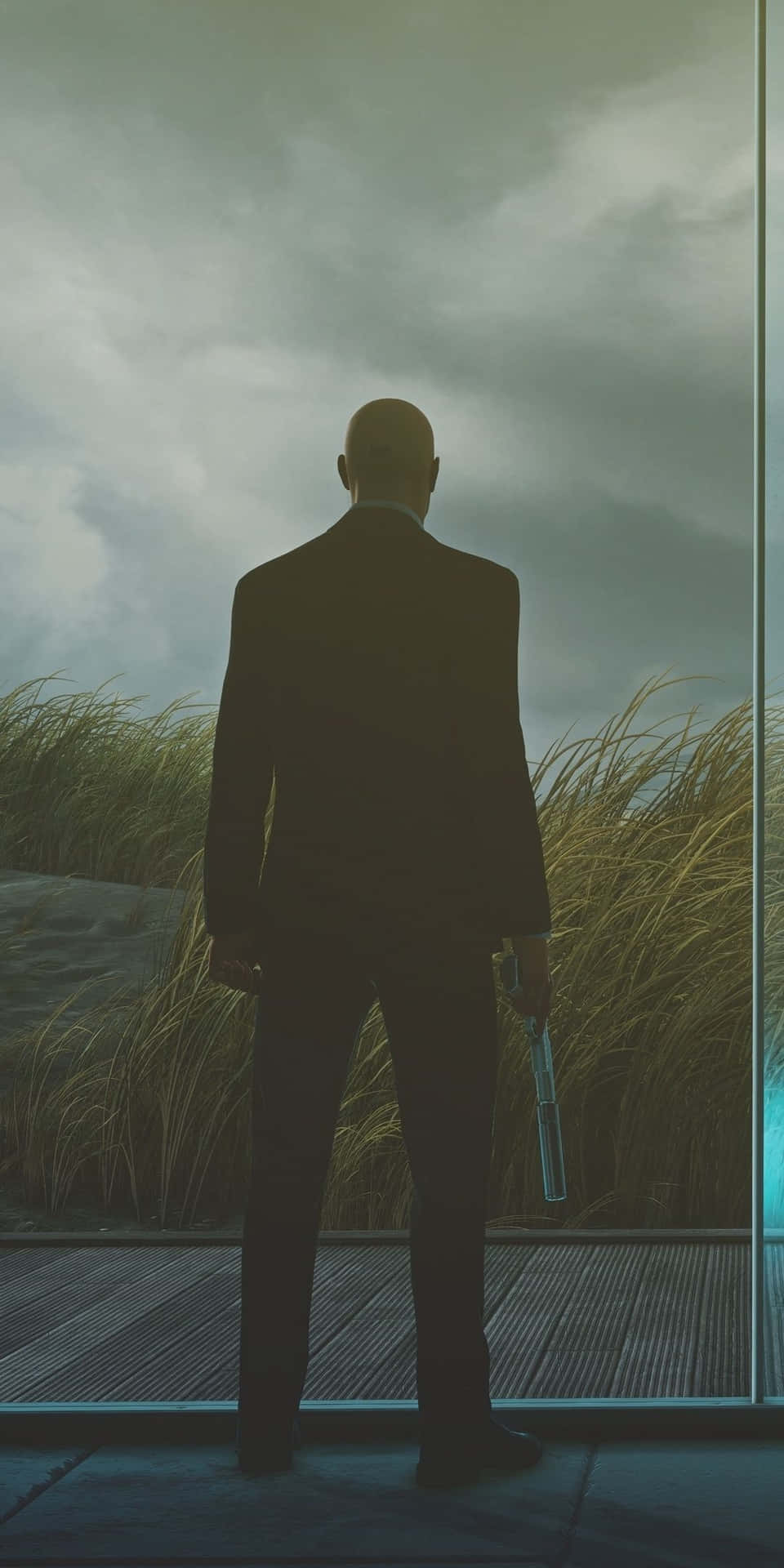 Hitman Agent 47 Looking At The Field Wallpaper