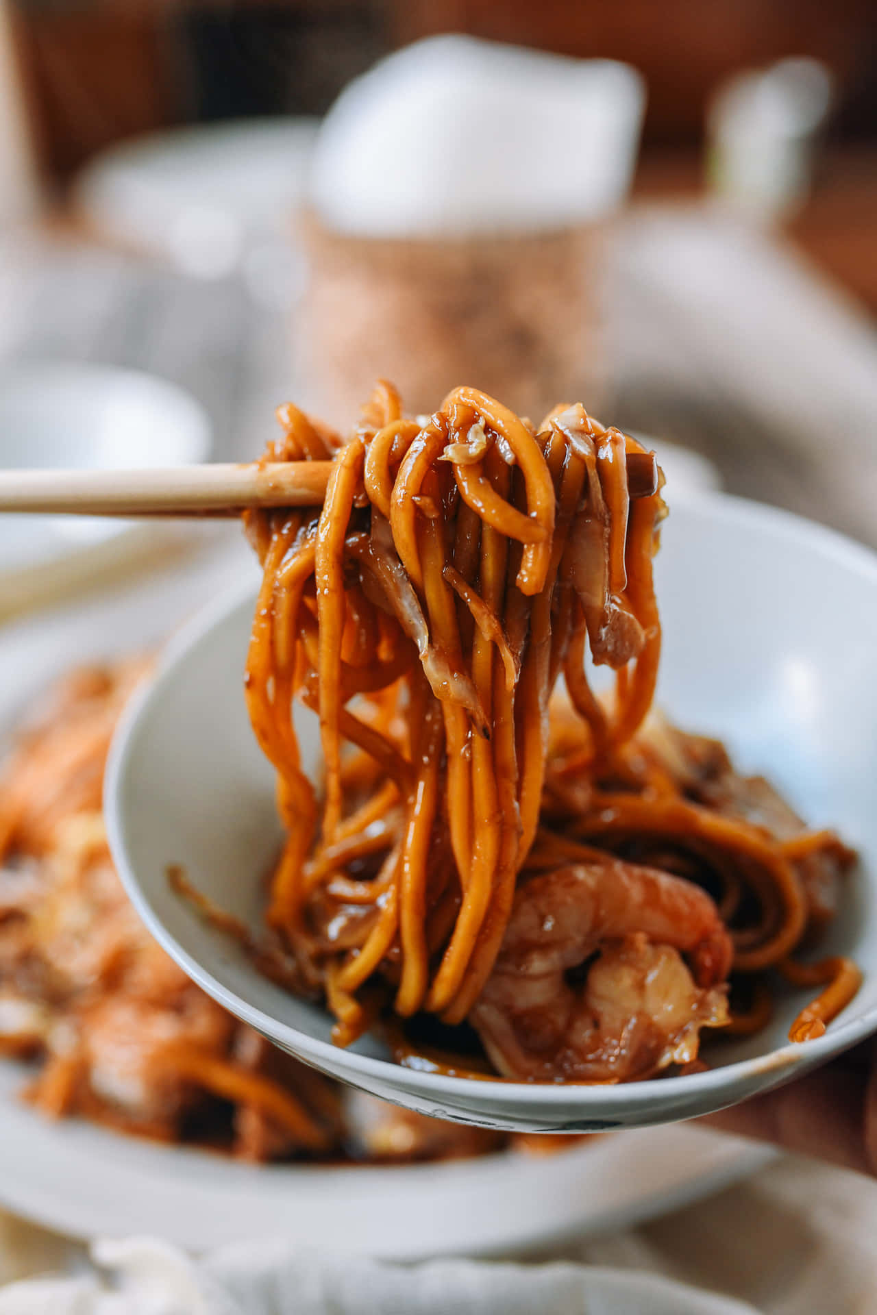 Hokkien Mee Placed On Small Bowl Picture