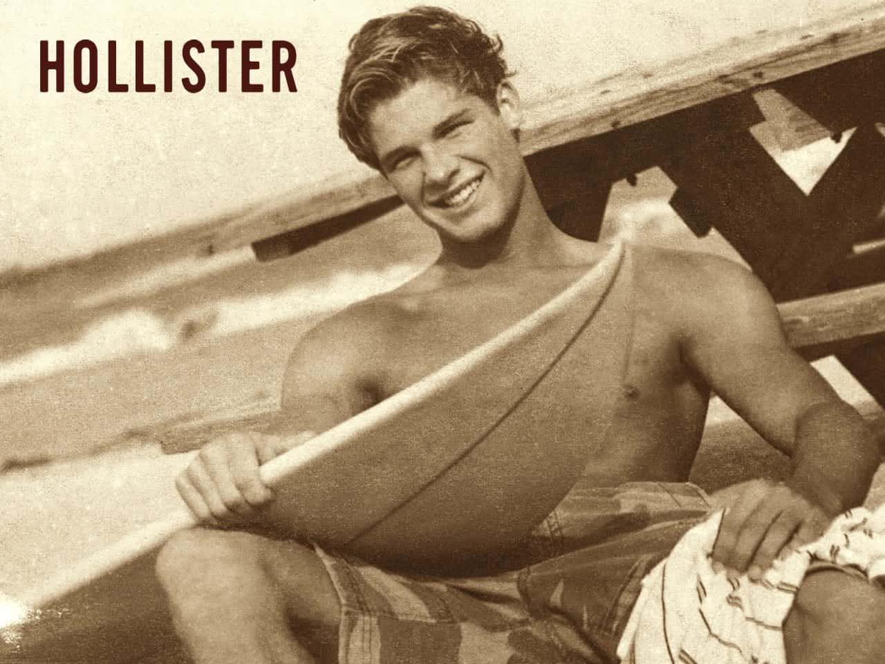 Fuel your wardrobe with the latest trends from Hollister.
