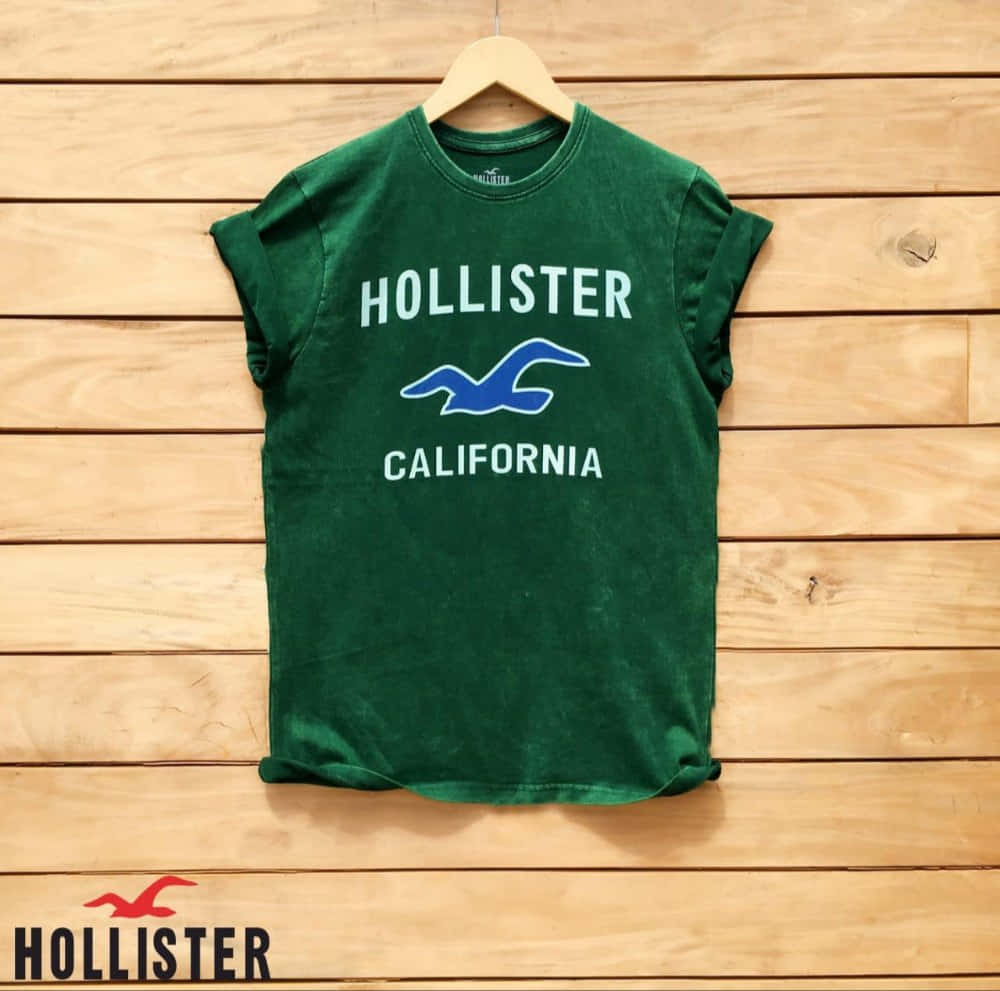 Find your perfect fit in Hollister's stylish range of clothing&accessories