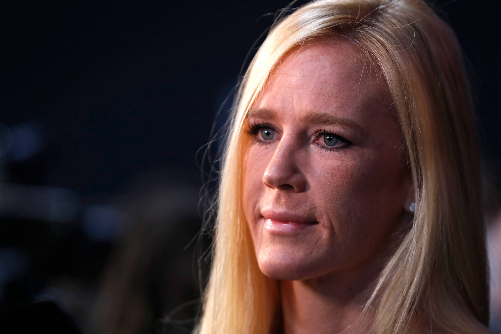 Holly Holm Close-up View Wallpaper