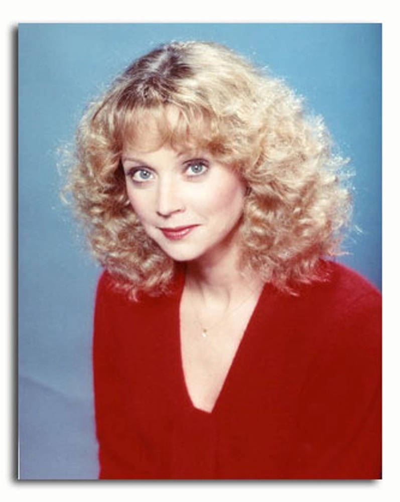 Hollywood Celebrity Shelley Long As Diane Chambers Wallpaper
