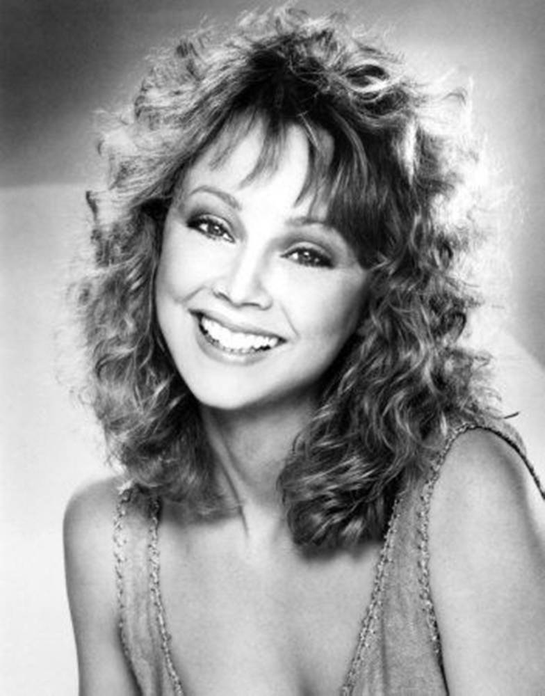 Hollywood Celebrity Shelley Long Curly Hair Wallpaper