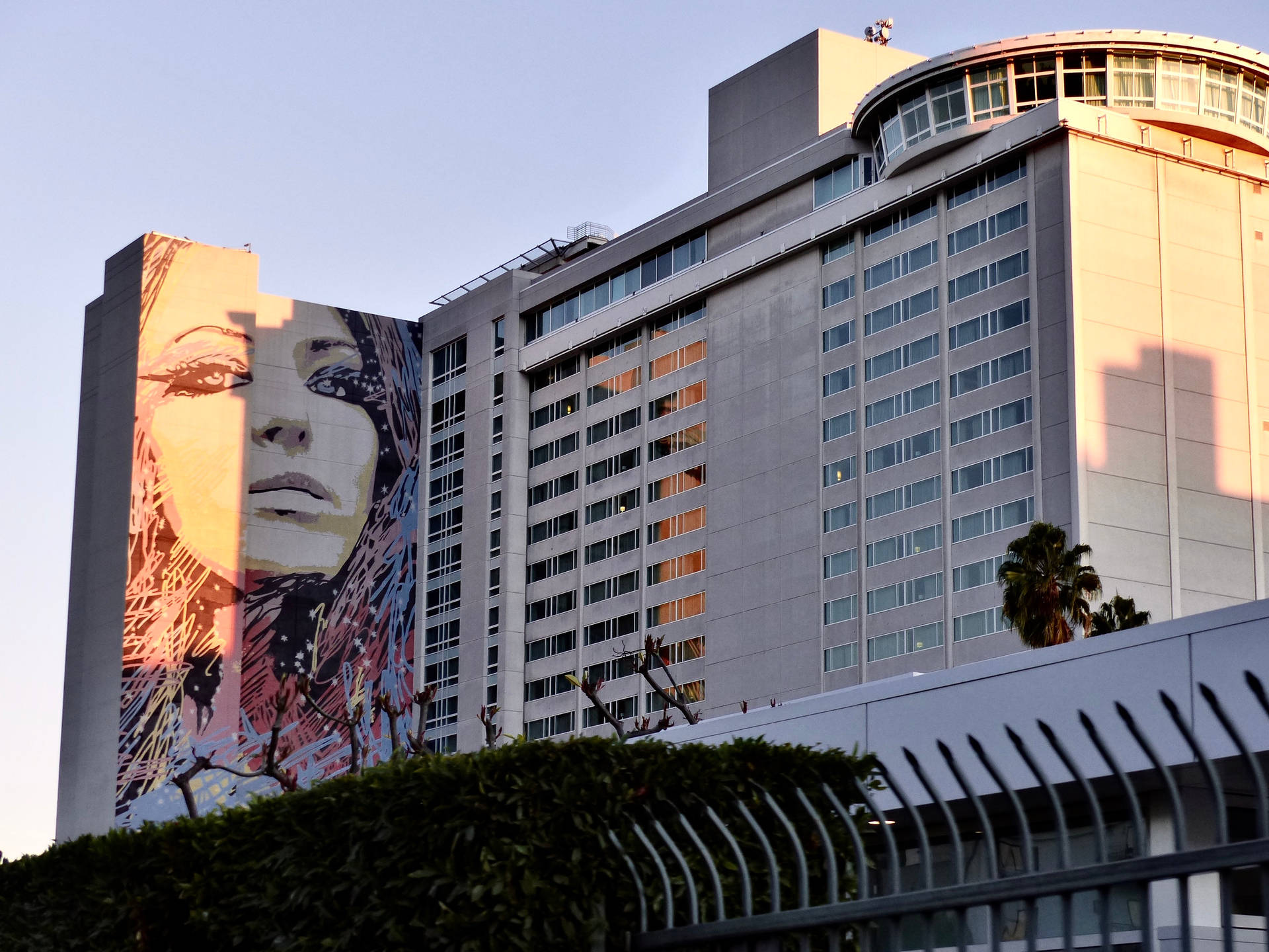 Hollywood Street Building Mural Wallpaper