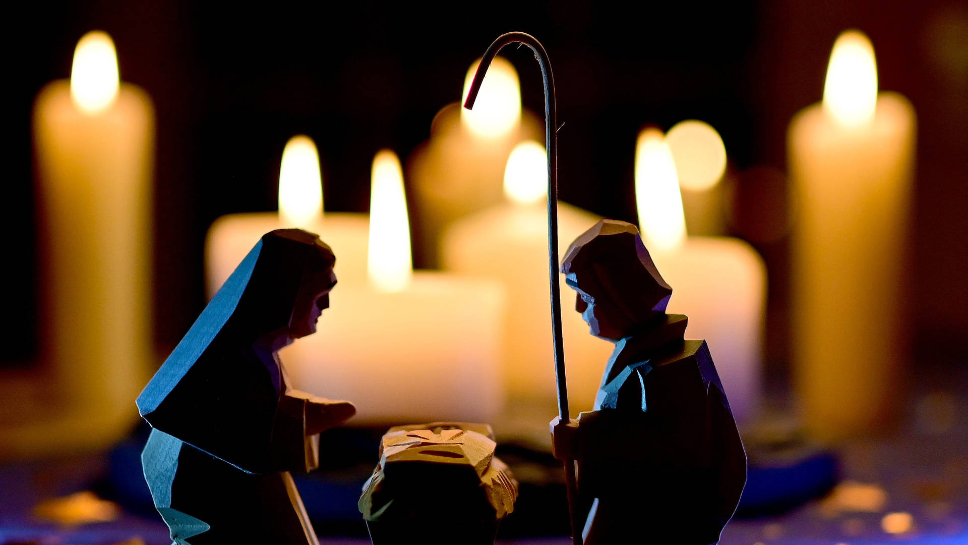 Holy Family And Candles Picture