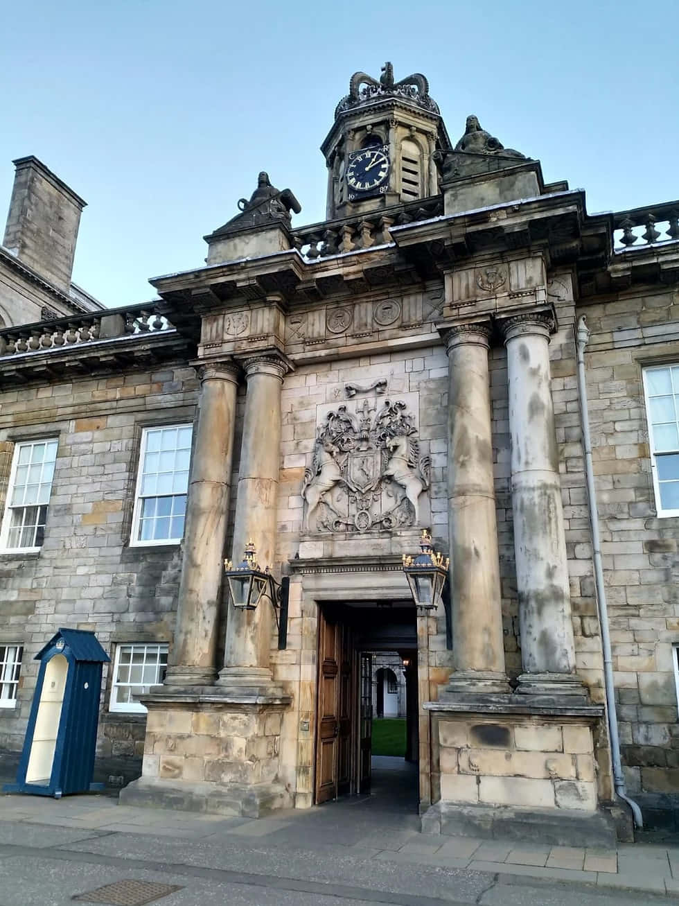 Holyrood Palace Entrance Clock Tower Wallpaper