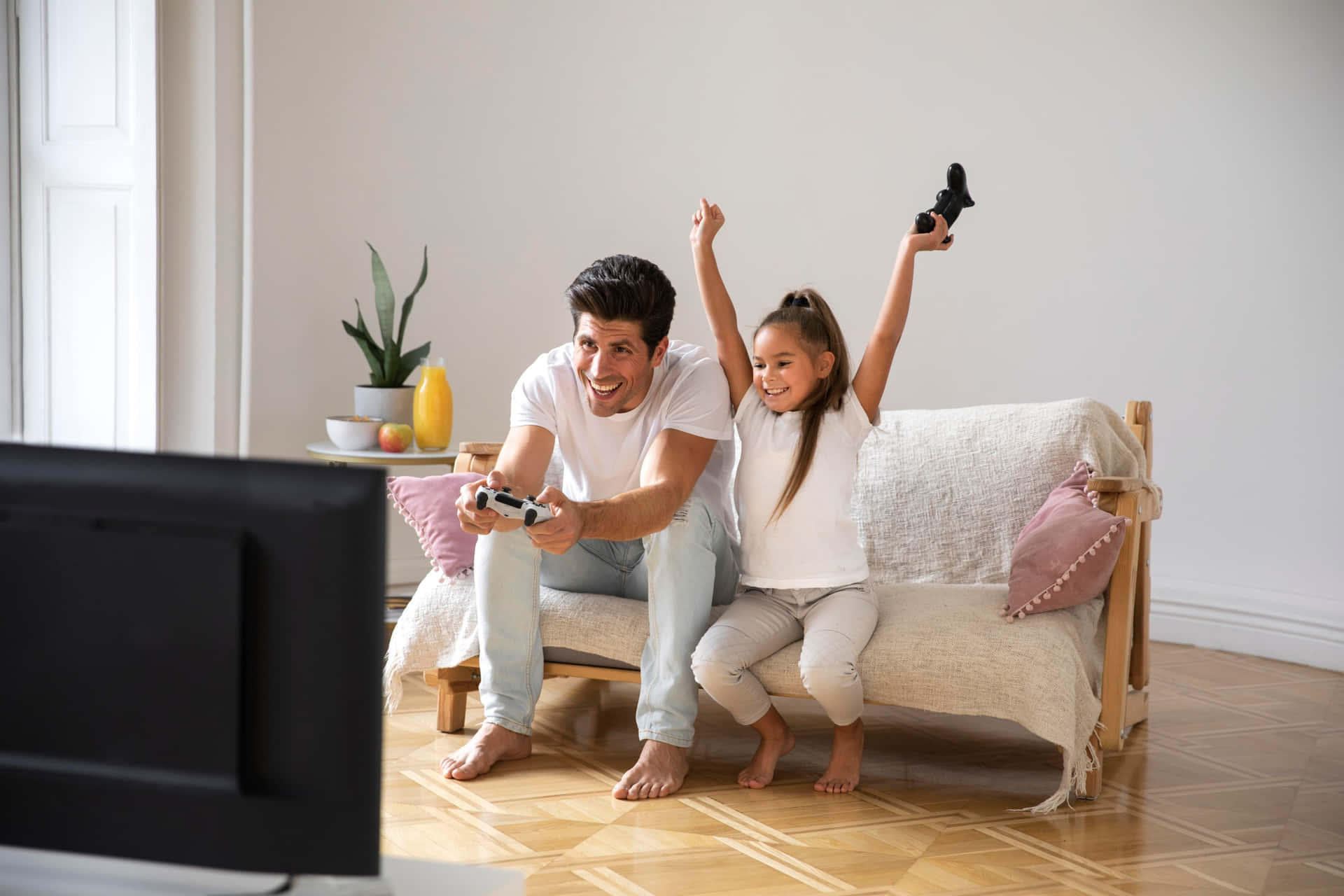 Create the perfect home entertainment experience' Wallpaper