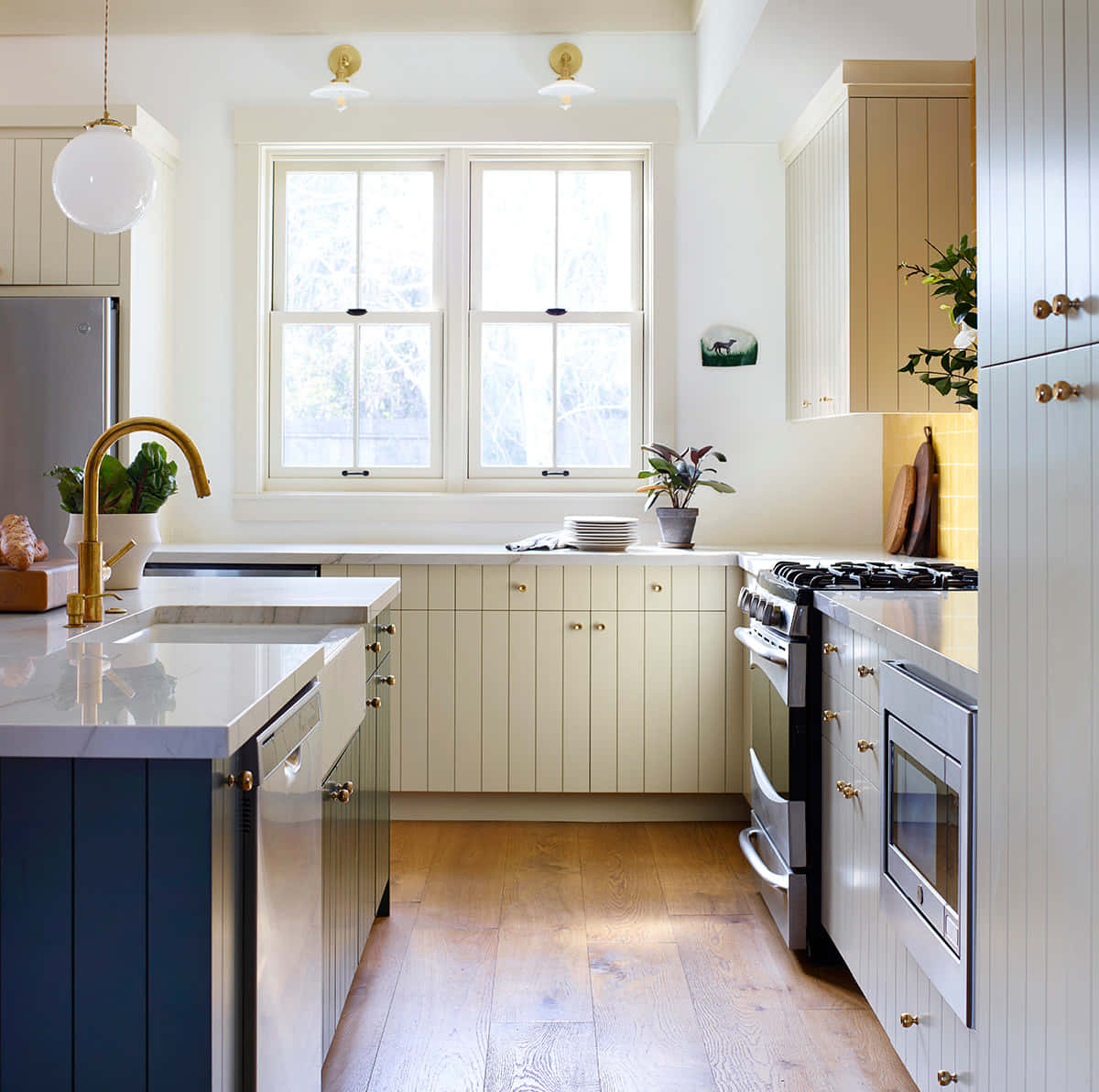 Home Interior Modern Minimalistic Kitchen Pictures