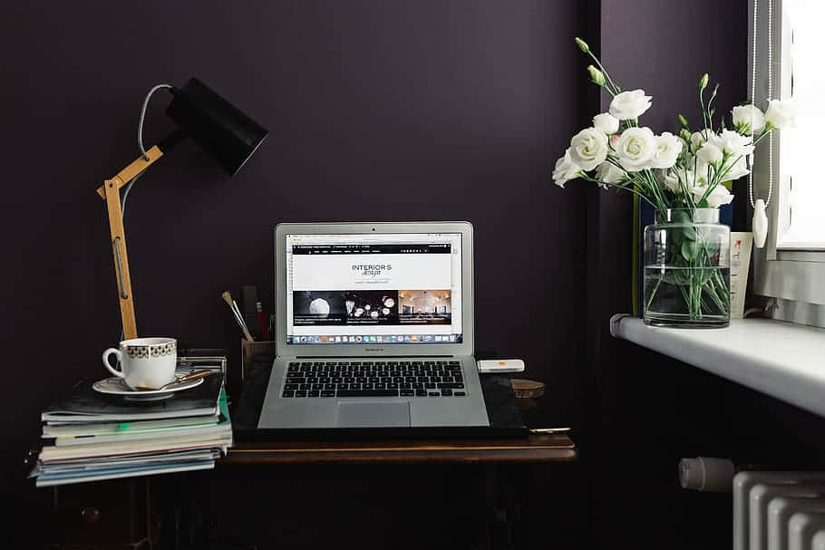 Create your dream workspace at home. Wallpaper