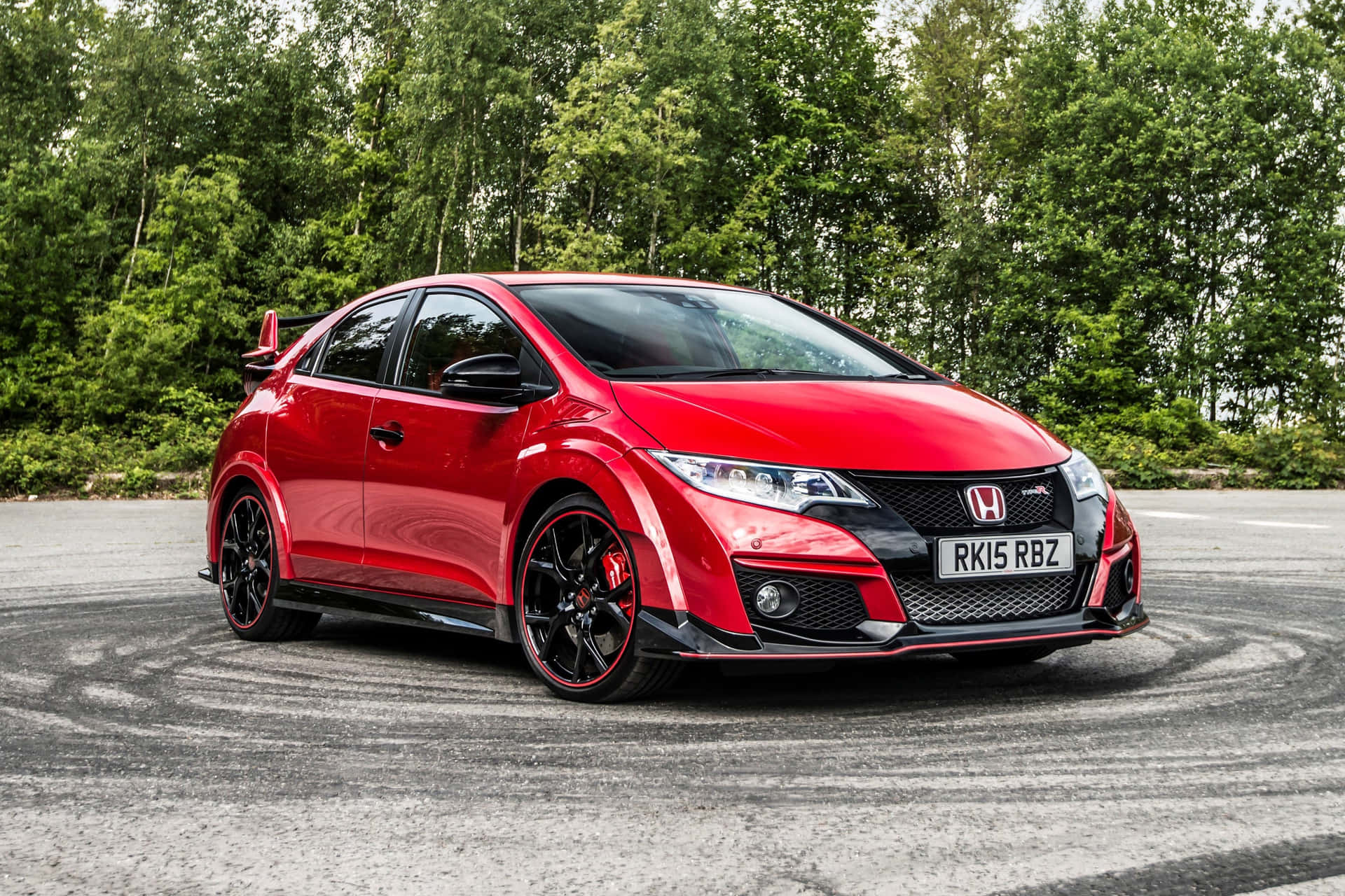 Get Set For High-Octane Driving With the Honda Civic Type R Wallpaper