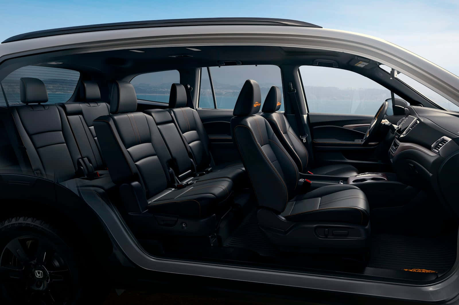 Get Ready for the Open Road in the Honda Pilot