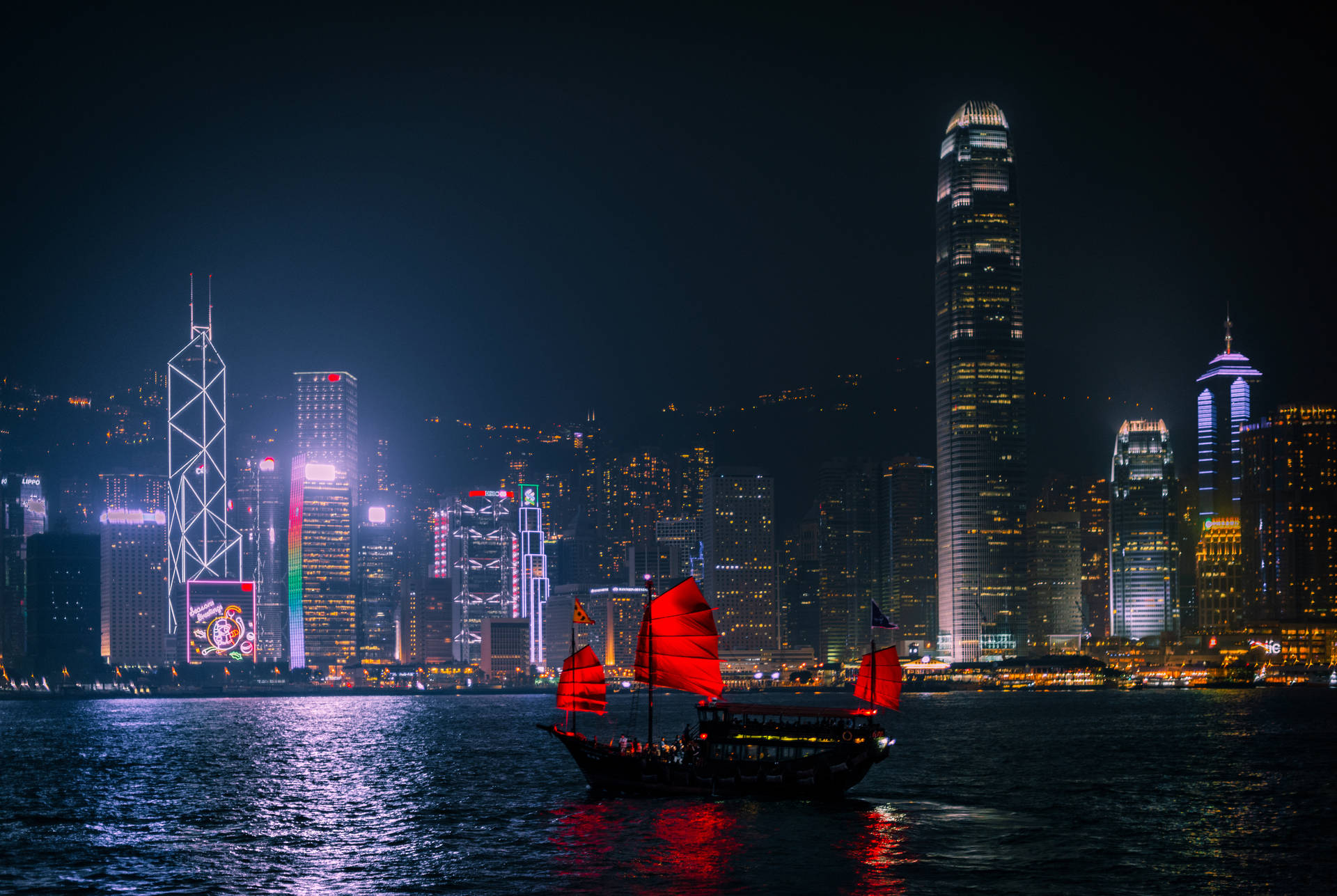 Hong Kong Victoria Harbour Night View Wallpaper