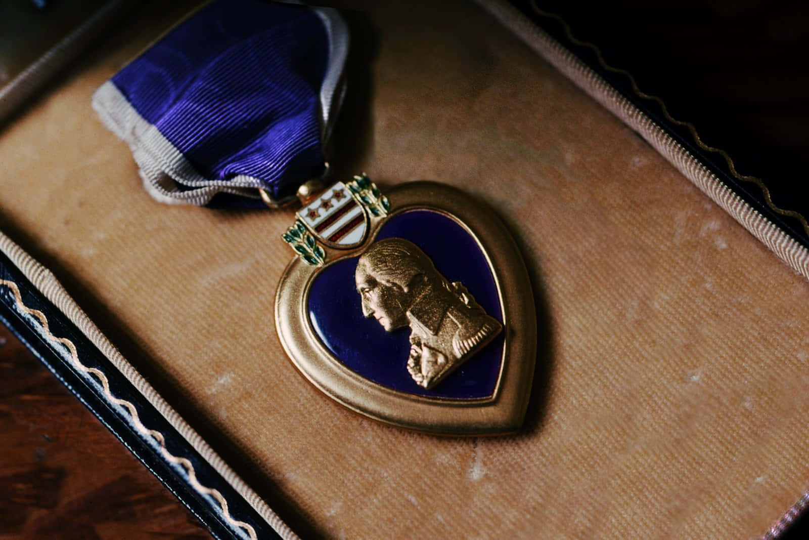 Honoring Bravery, Recognizing Sacrifice: Purple Heart Day Wallpaper