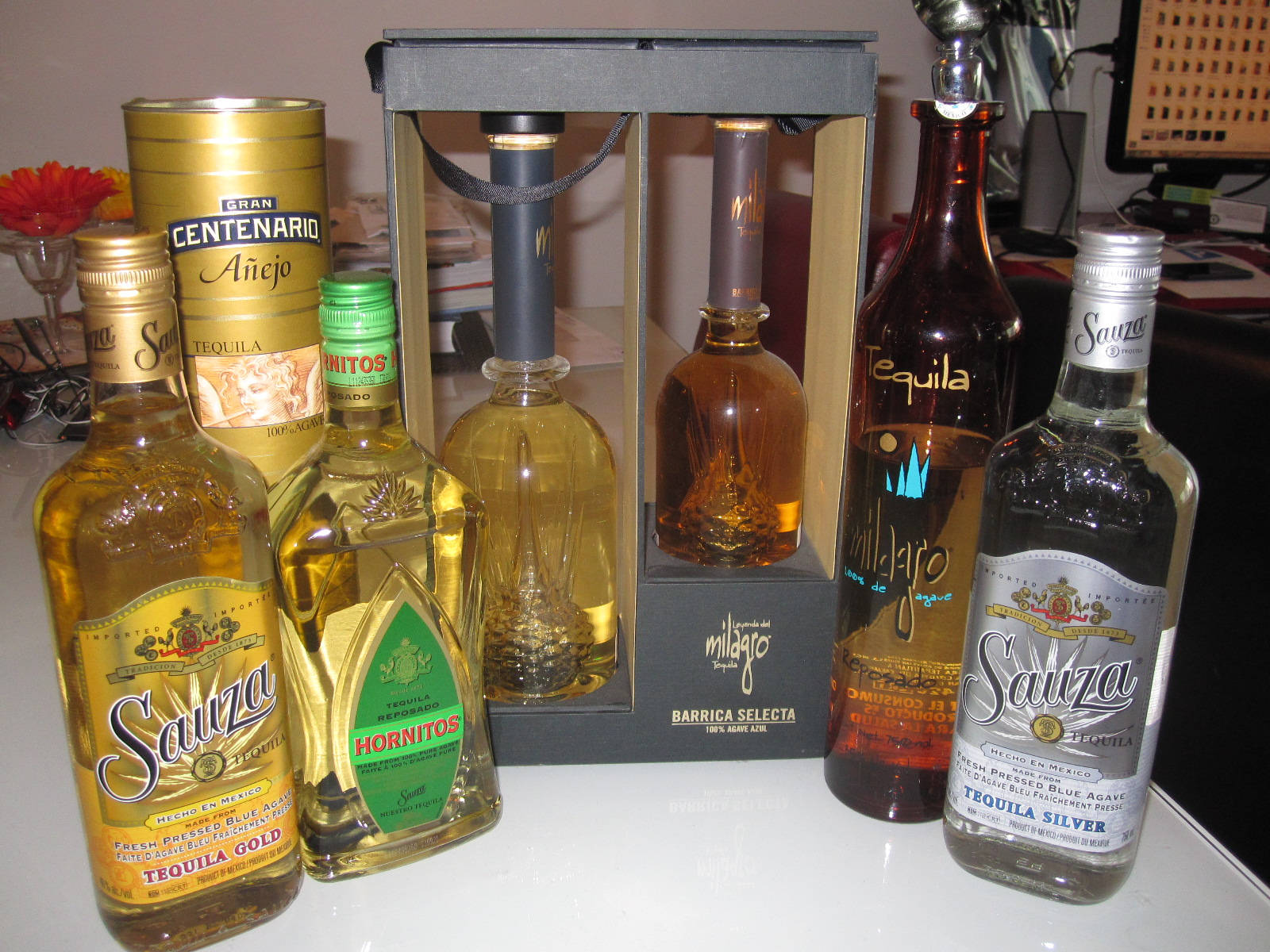 Hornitostequila E Outras Tequilas Mexicanas Diferentes. Papel de Parede