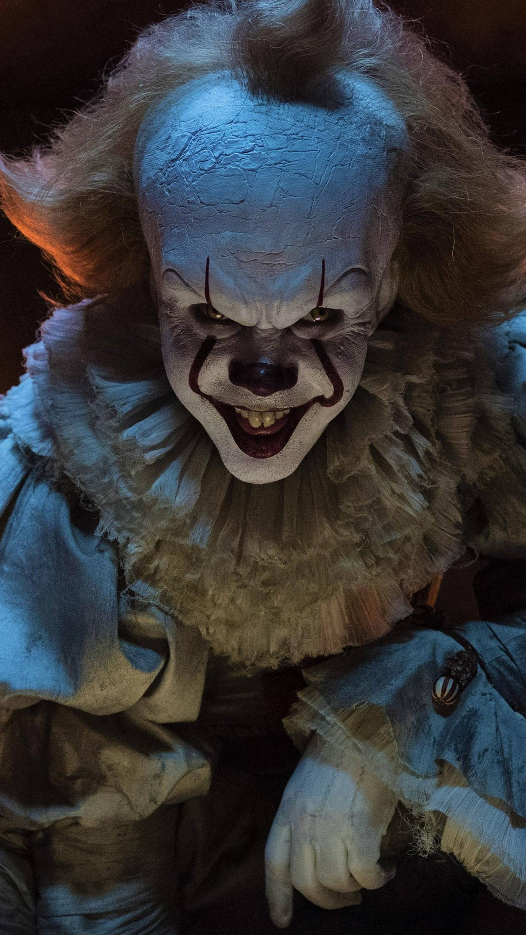 "Hide or face the terror of Pennywise" Wallpaper