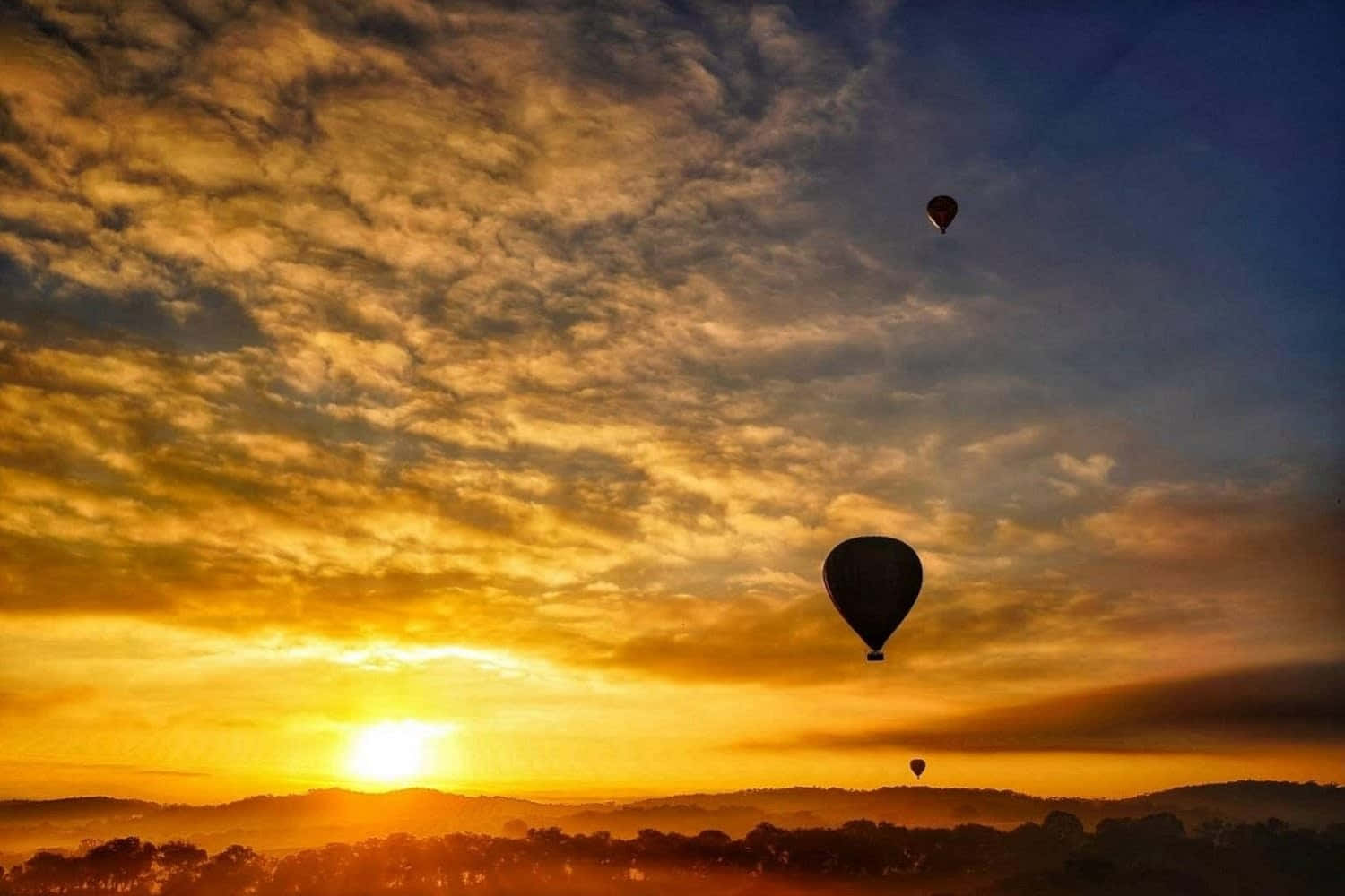 Attnjuta Av Skönheten I Landskapet Från En Luftballong