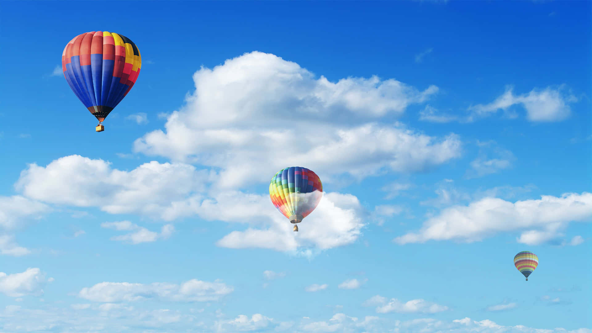 An incredible hot air balloon ride through the sky