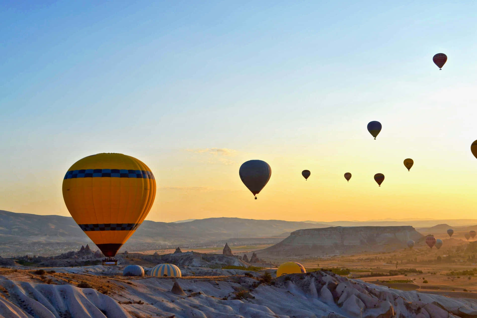 Soar up in the sky with a beautiful hot air balloon flight