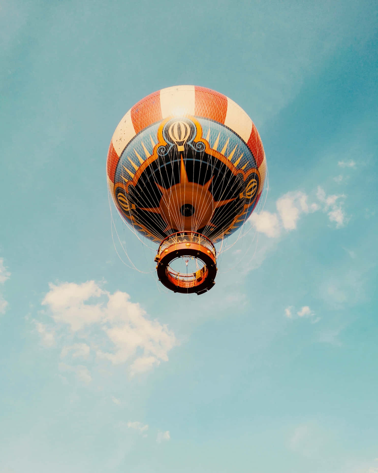 Hot Air Balloonin Sky Wallpaper