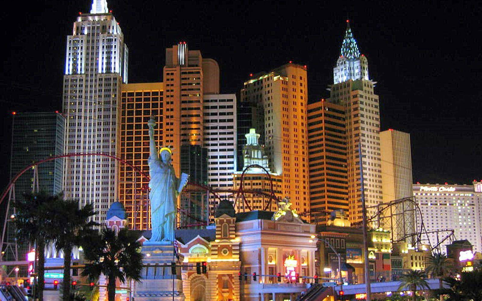 Hotel And Casino Night American City Wallpaper