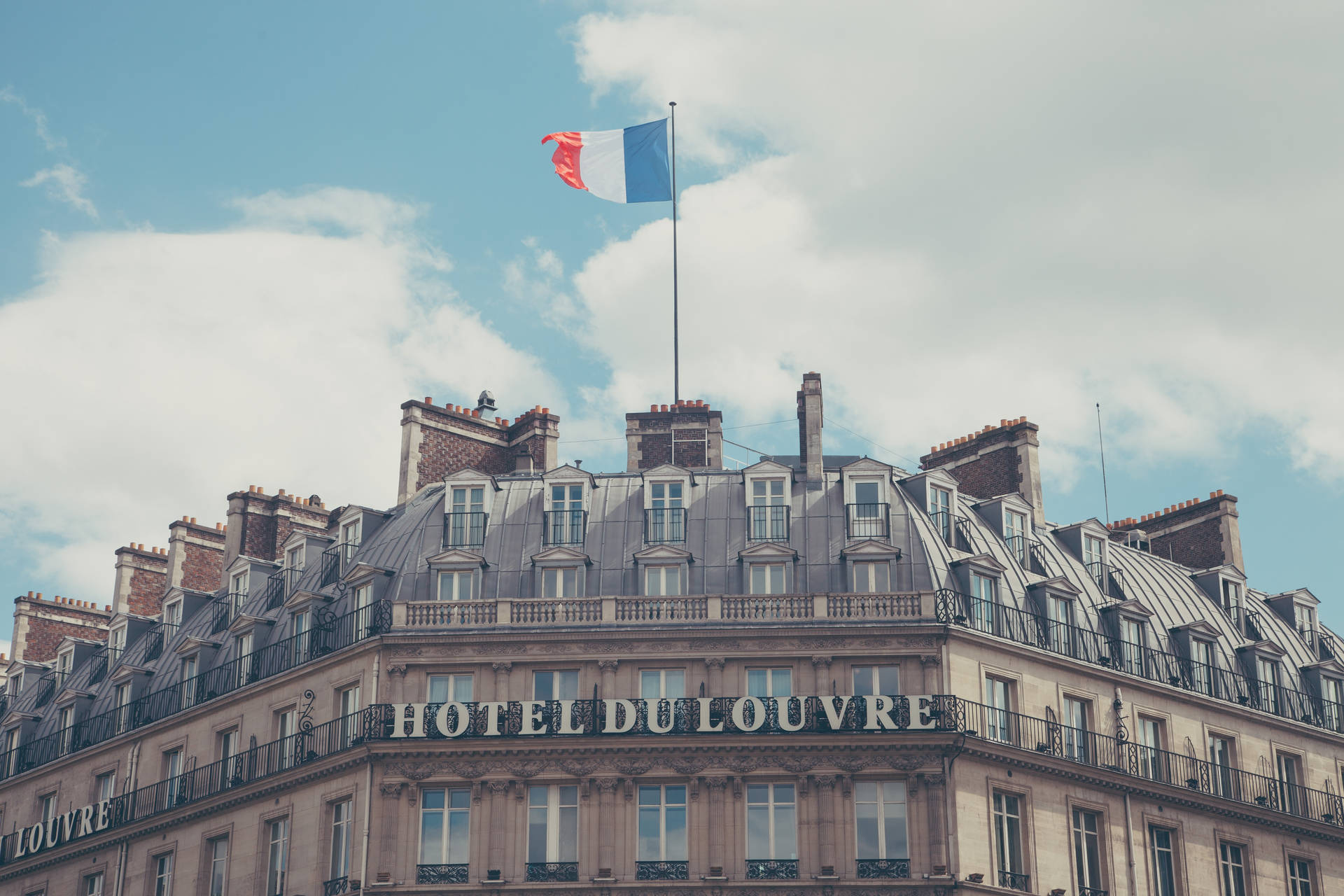 Hotel Du Louvre Paris Wallpaper