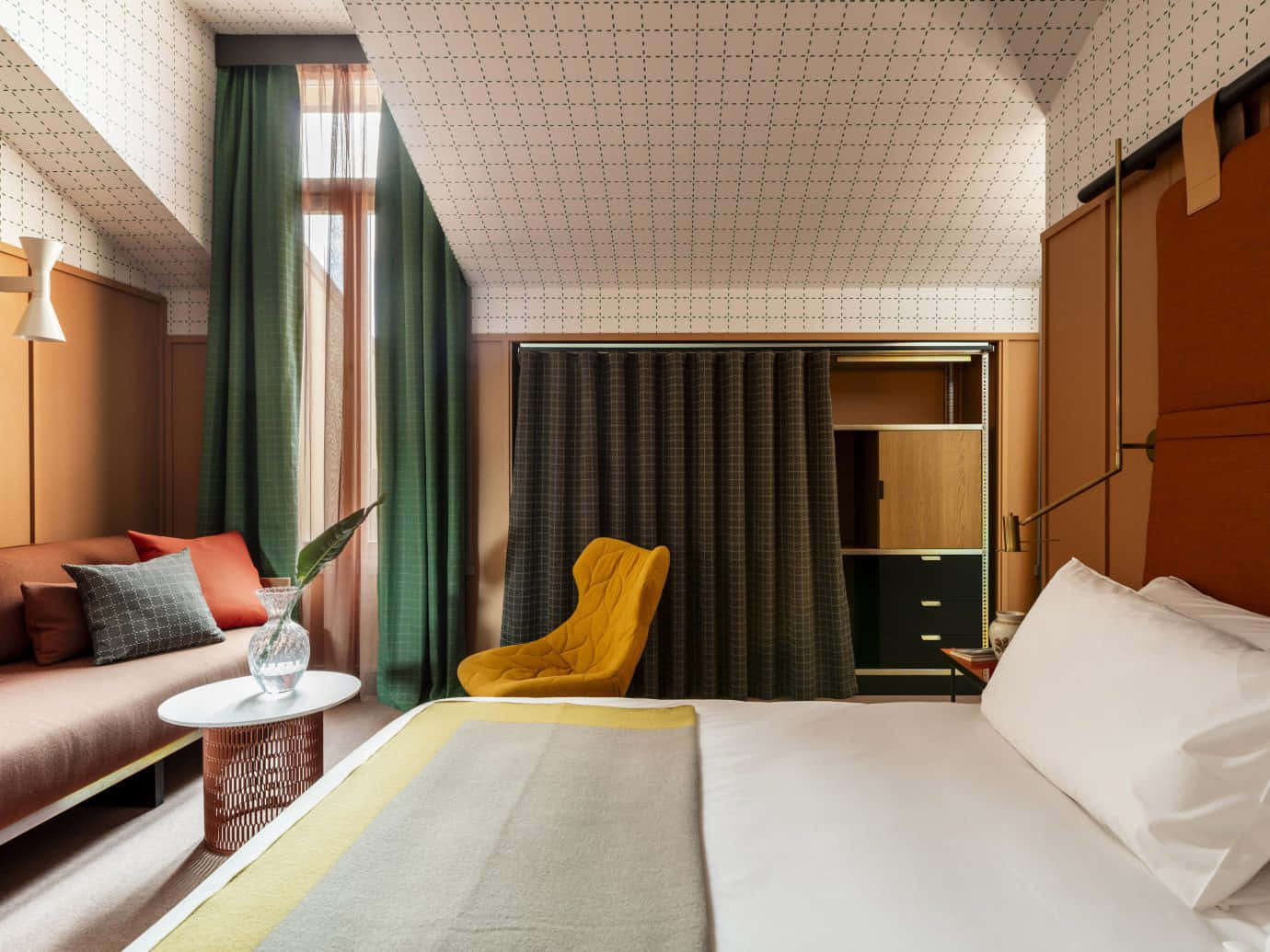 Elegant and Cozy Hotel Room
