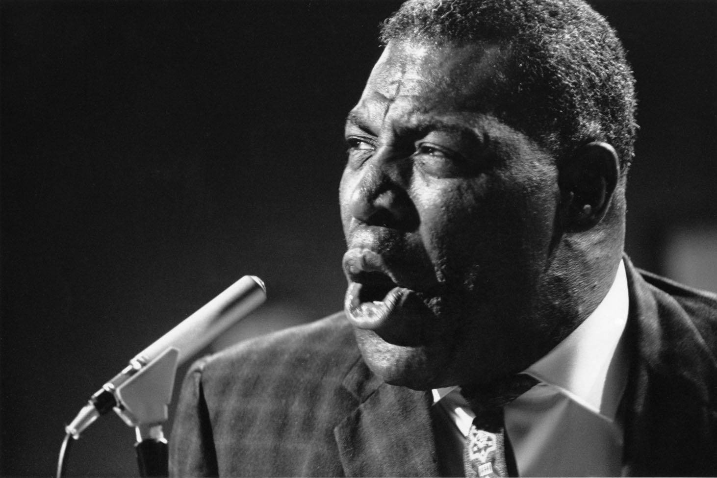 Howlin Wolf Awesome Photo Singing Blues Singer Wallpaper