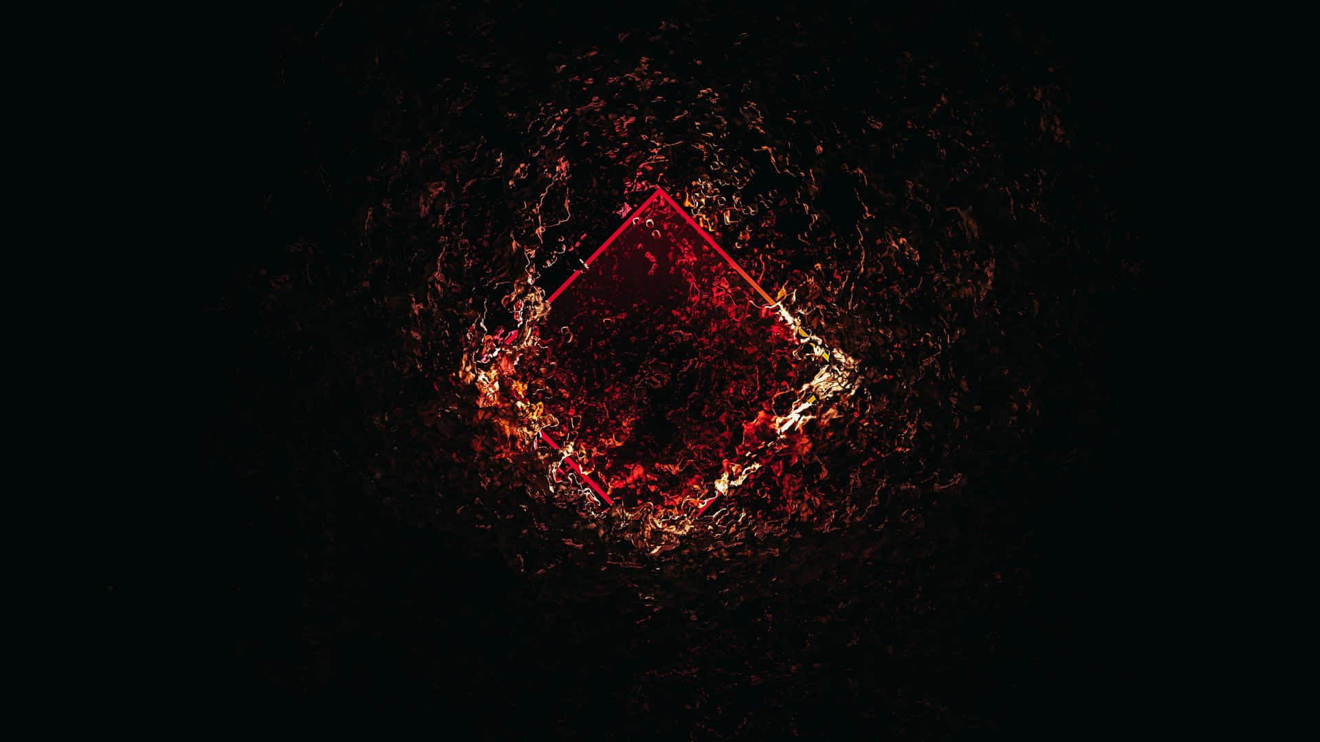 En rød diamant på mørk baggrund Wallpaper