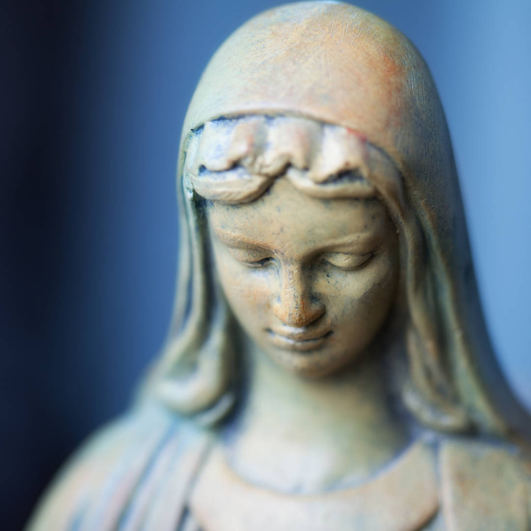 Humble Mother Mary Statue Wallpaper