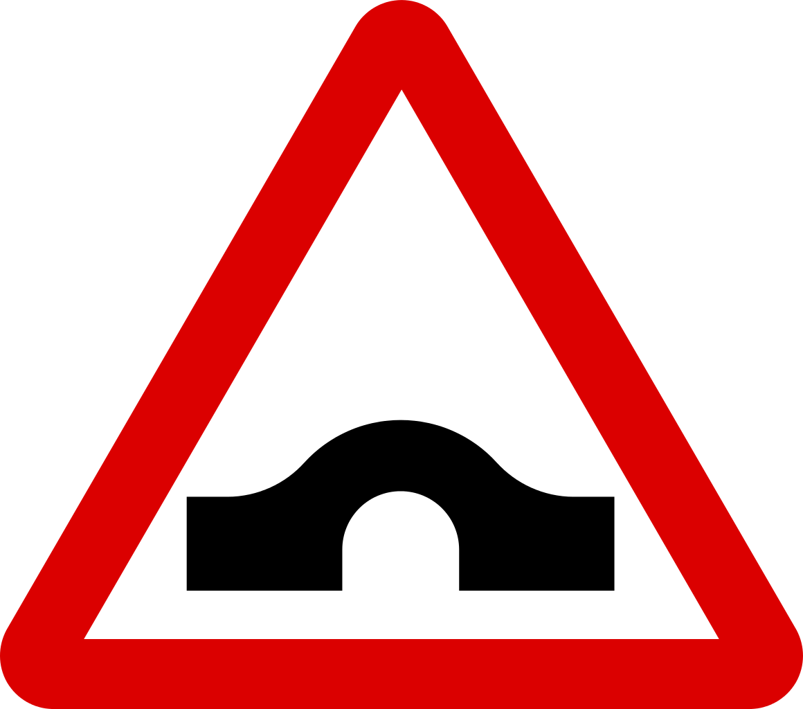 Hump Bridge Road Sign PNG