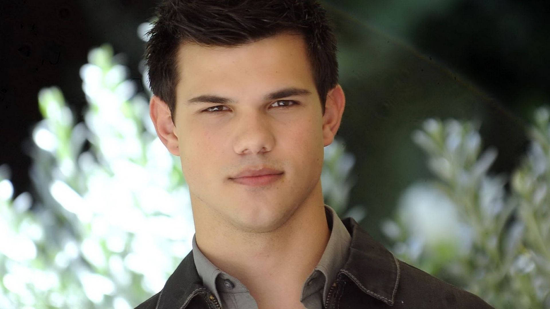 Hunk Skuespiller Taylor Lautner Wallpaper
