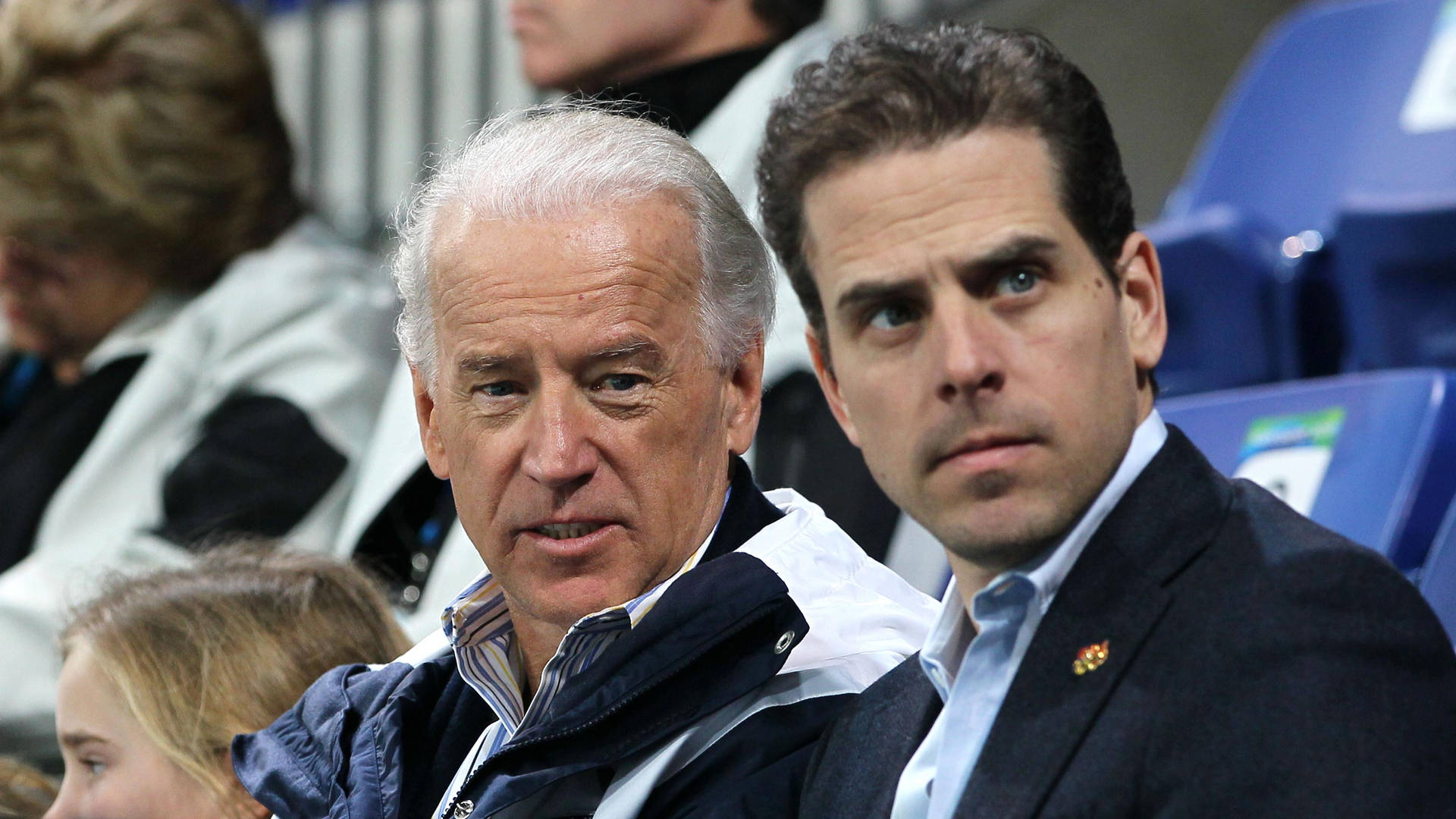 Hunter Biden Sitting With Father Wallpaper