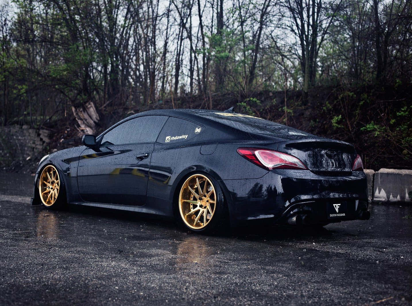 Hyundai Genesis Coupe stance