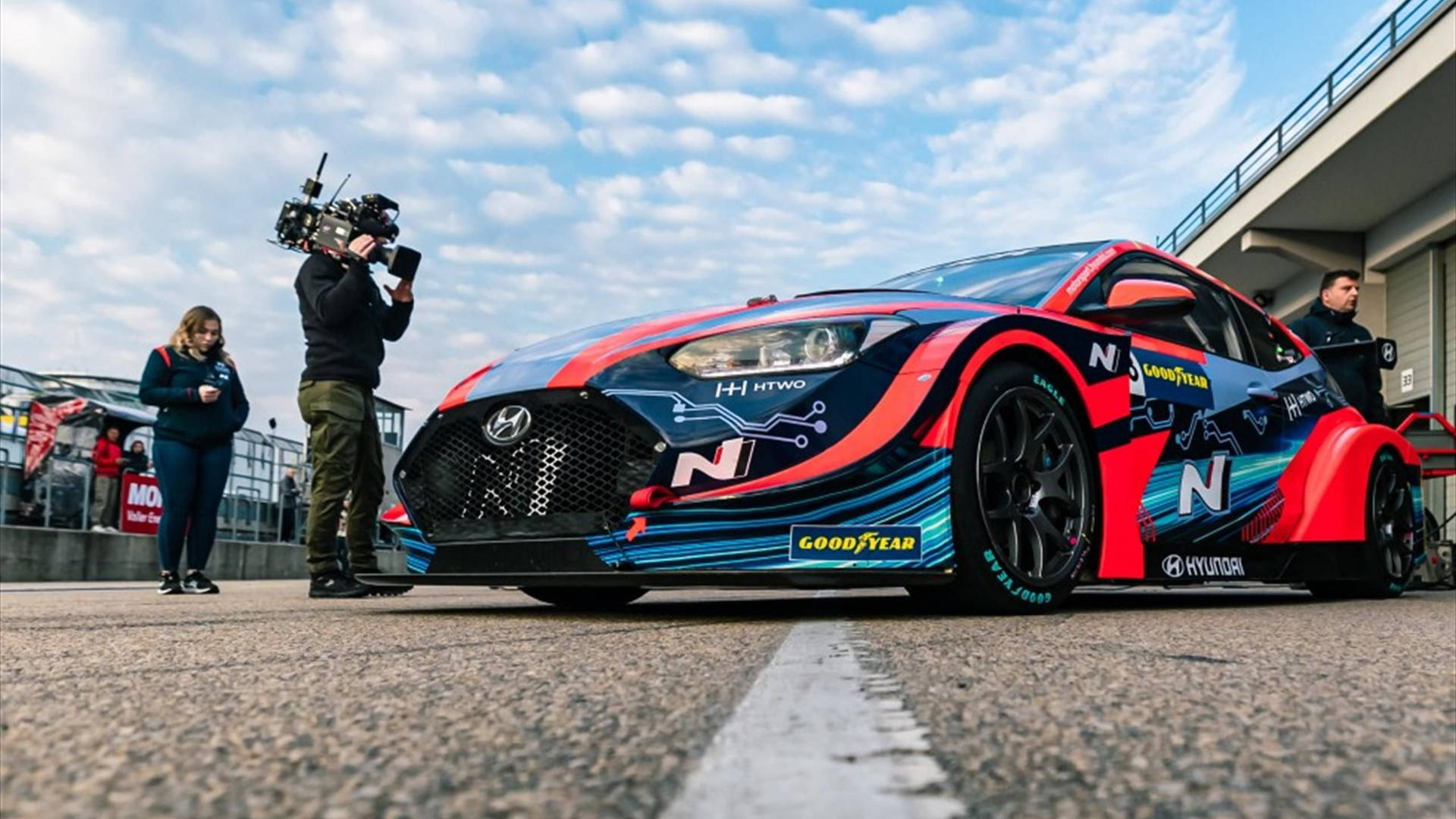 Opdag et helt nyt niveau af action med Hyundai Motorsport FIA ETCR ETouring Car World Cup. Wallpaper