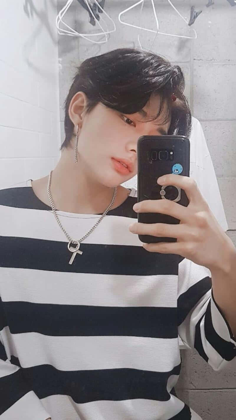 South Korean Rapper Hyunjin Black And White Striped Shirt Wallpaper