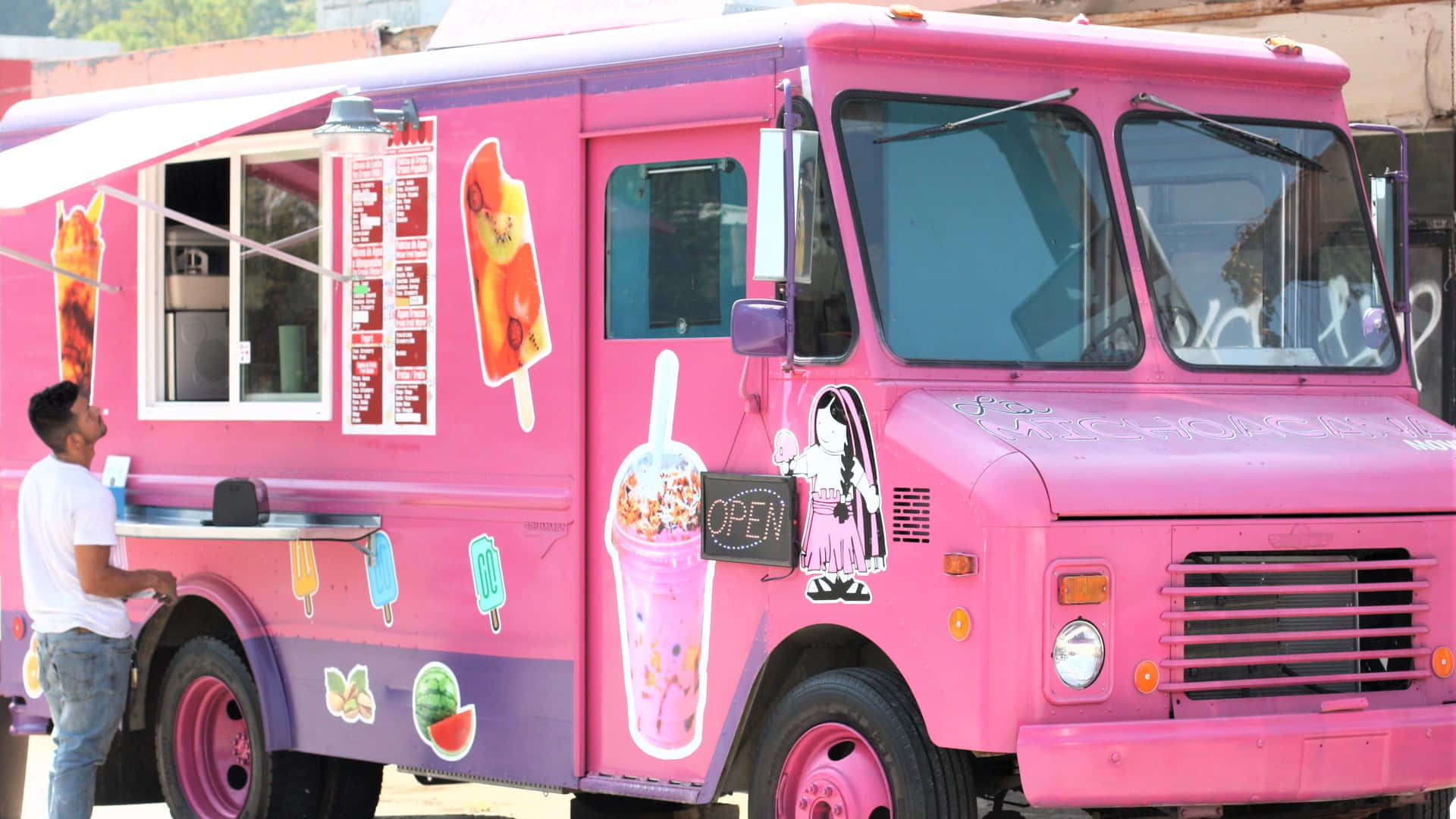 Celebrate Summer With A Sweet Treat From An Ice Cream Truck