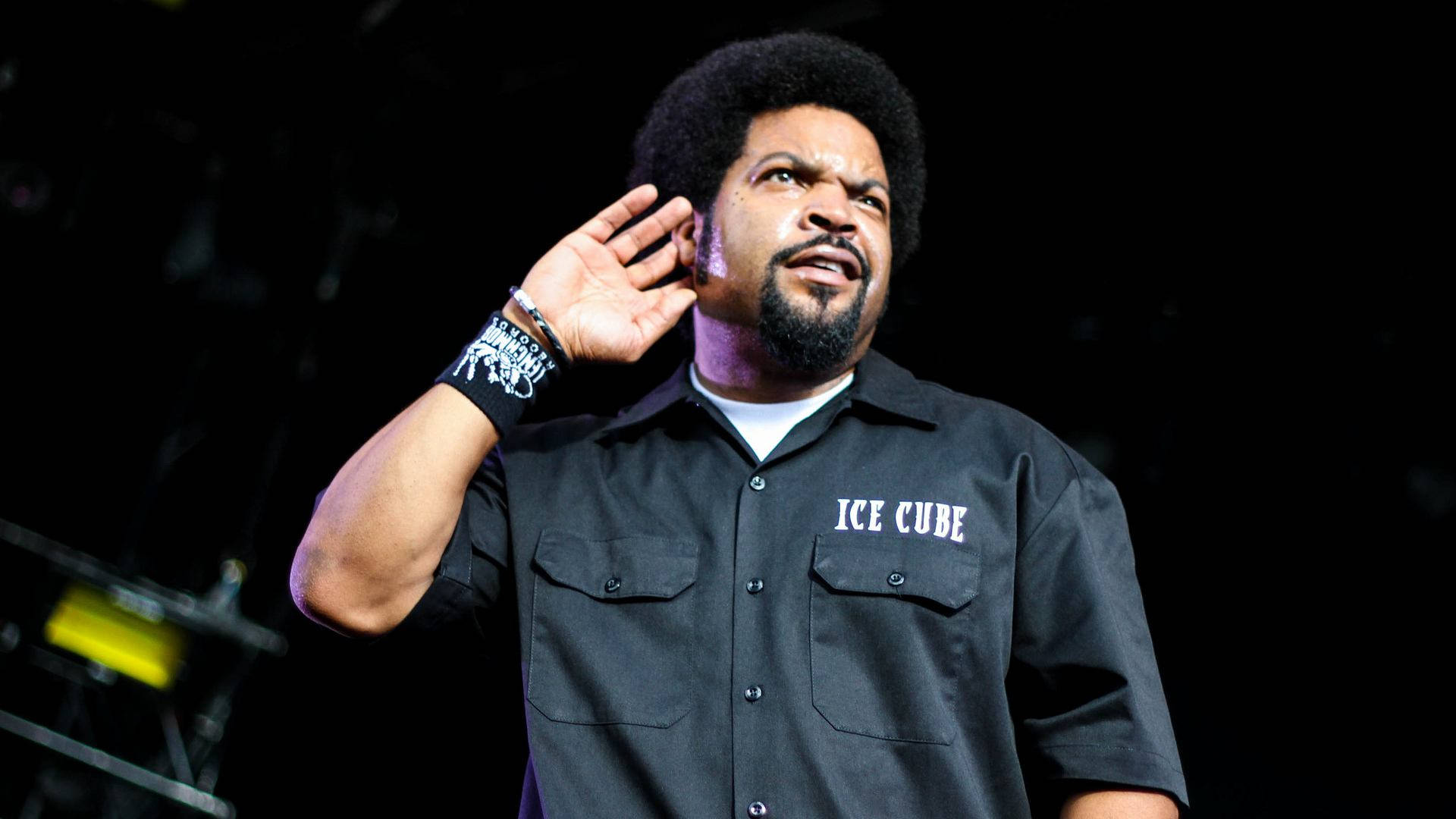 Ice Cube Hand On Ear Wallpaper