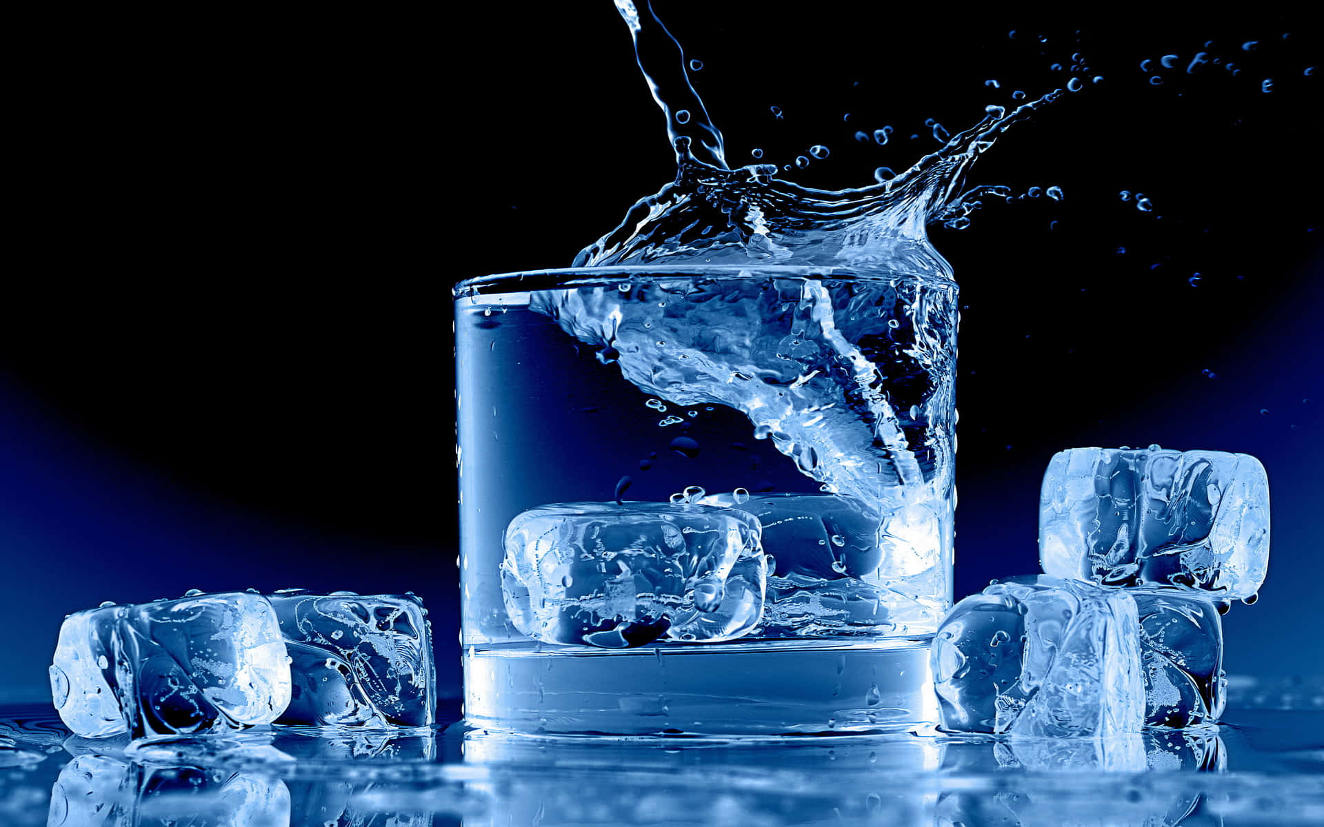 Einglas Wasser