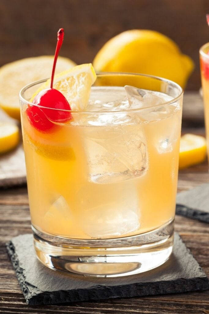 Iced Sour Cocktail Drink Wallpaper
